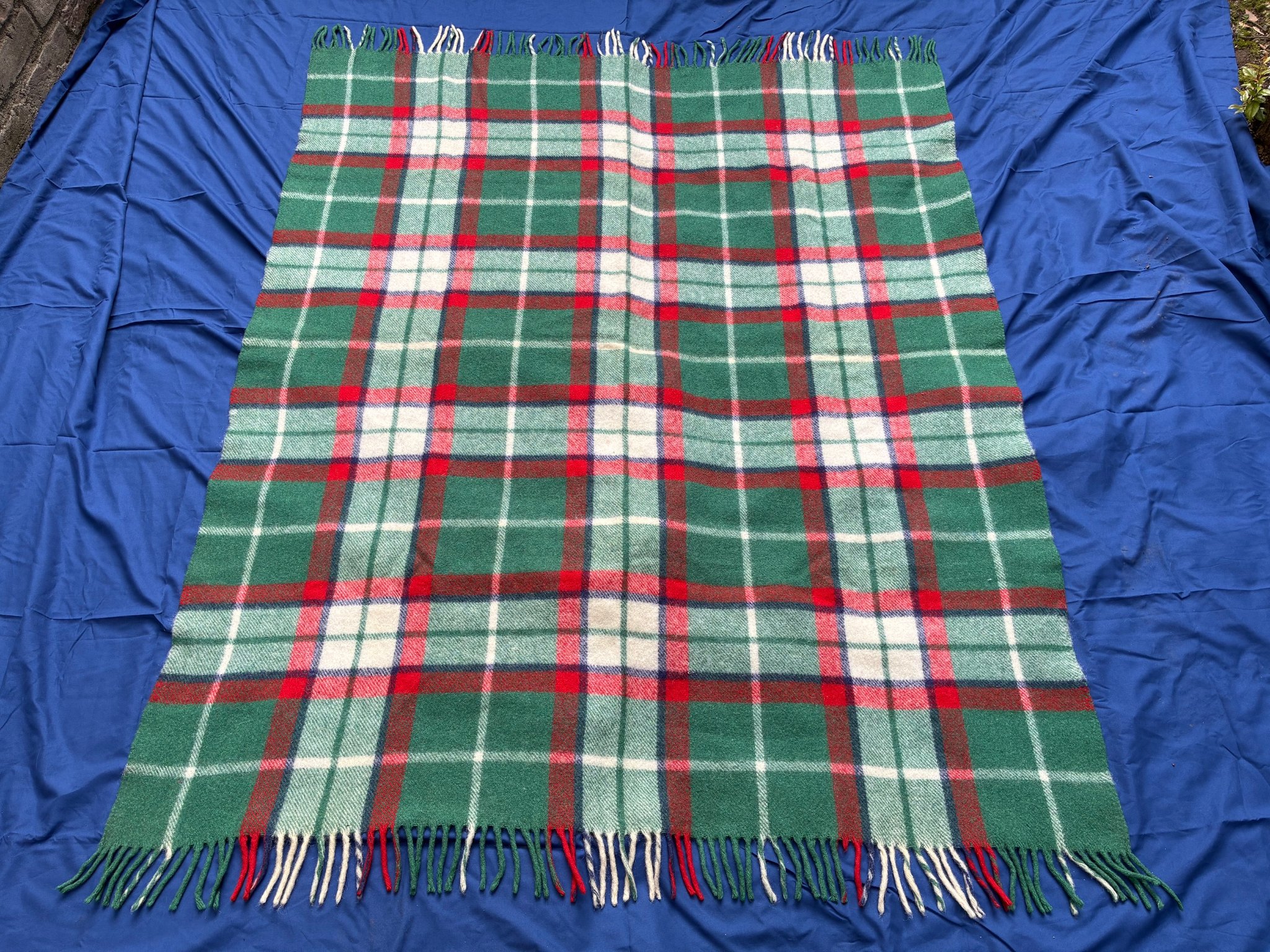 Martha Packard Facebook ad: Beautiful Vintage Wool Throw Blanket With Fringe (55in x…