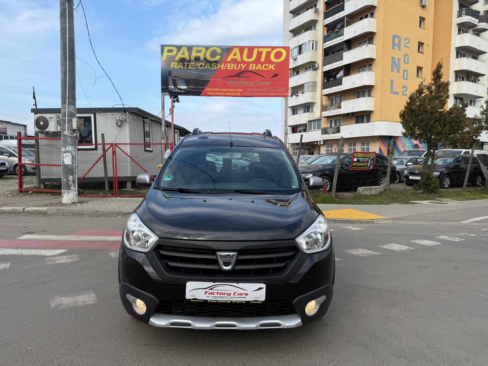 Factory Cars Facebook ad: Încă mergi cu mașina care îți face probleme?