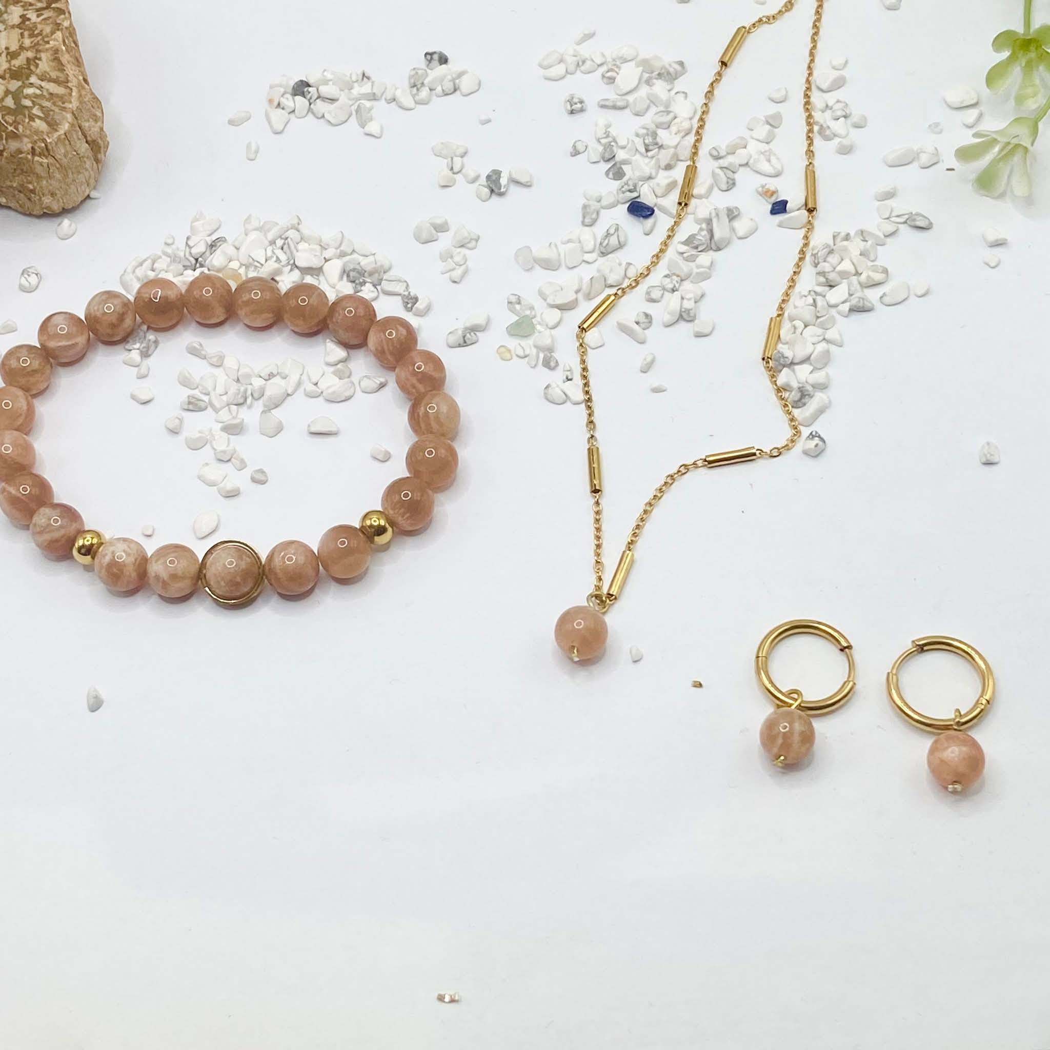 Forever Chic Mdg Facebook ad