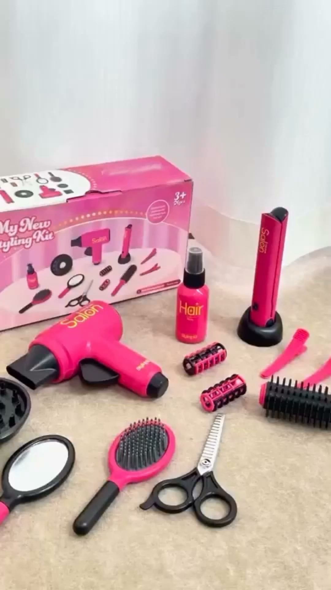 Tiny Dreams UK Facebook ad: #1 Kids Salon Set