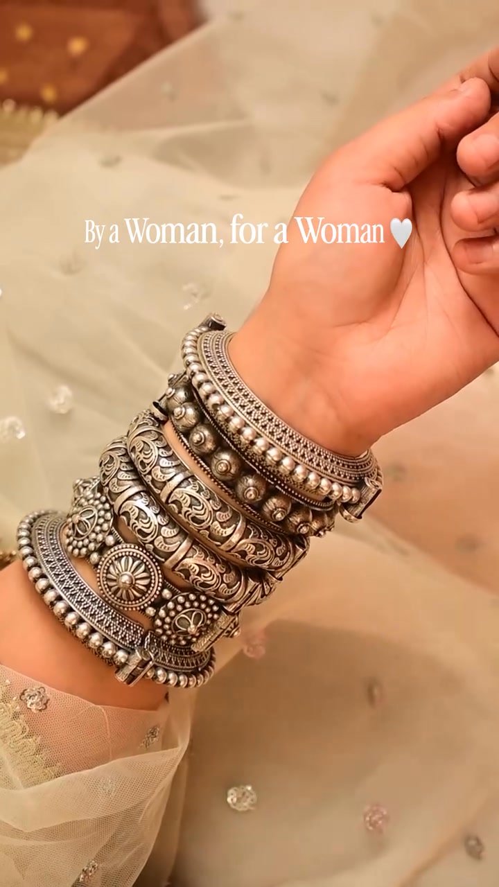 Bloom - by sushmita Facebook ad: SHOP THE STACK OF THE YEAR