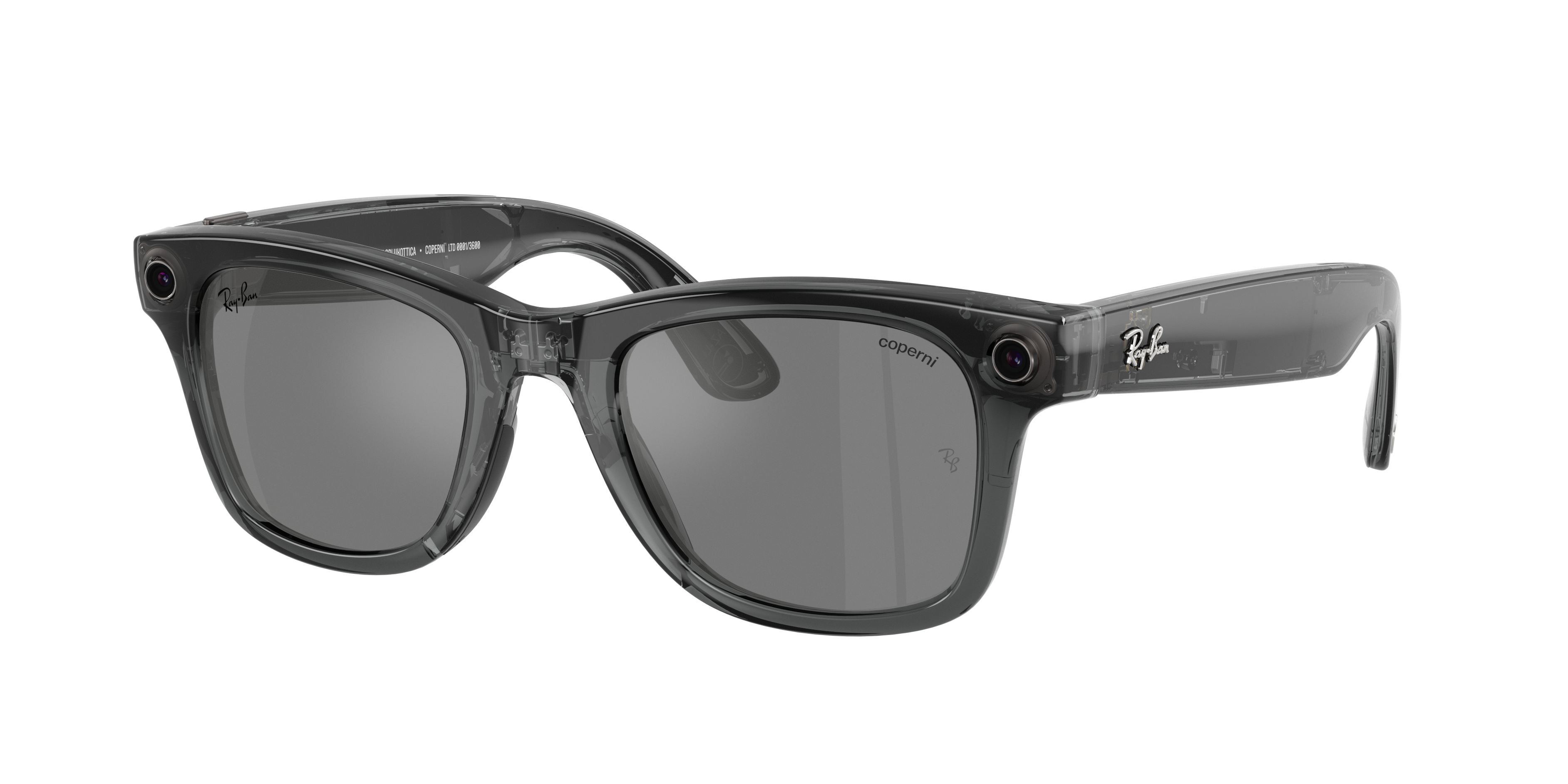 Sunglass Hut Facebook ad
