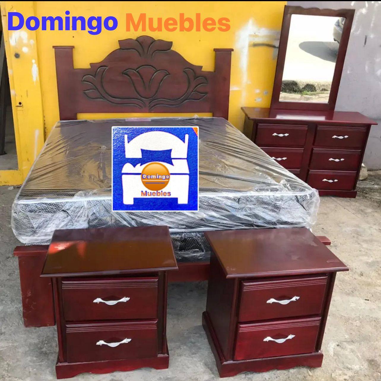 Domingo mueble Facebook ad from Dec 27, 2025
