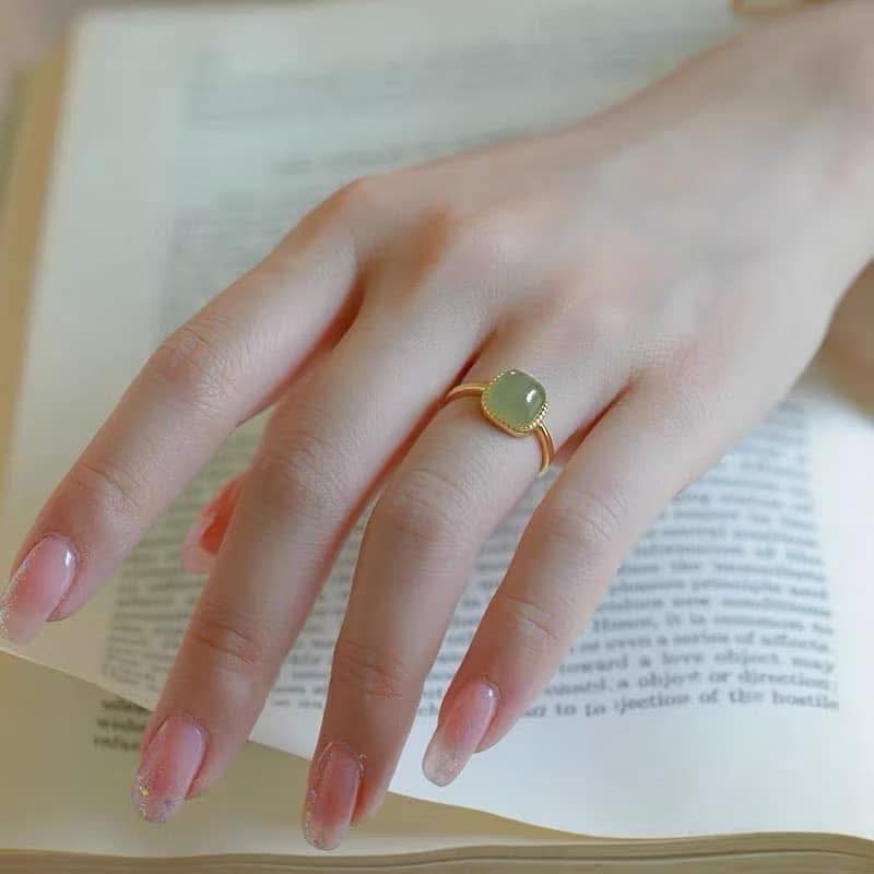 Jade Jewelries Facebook ad