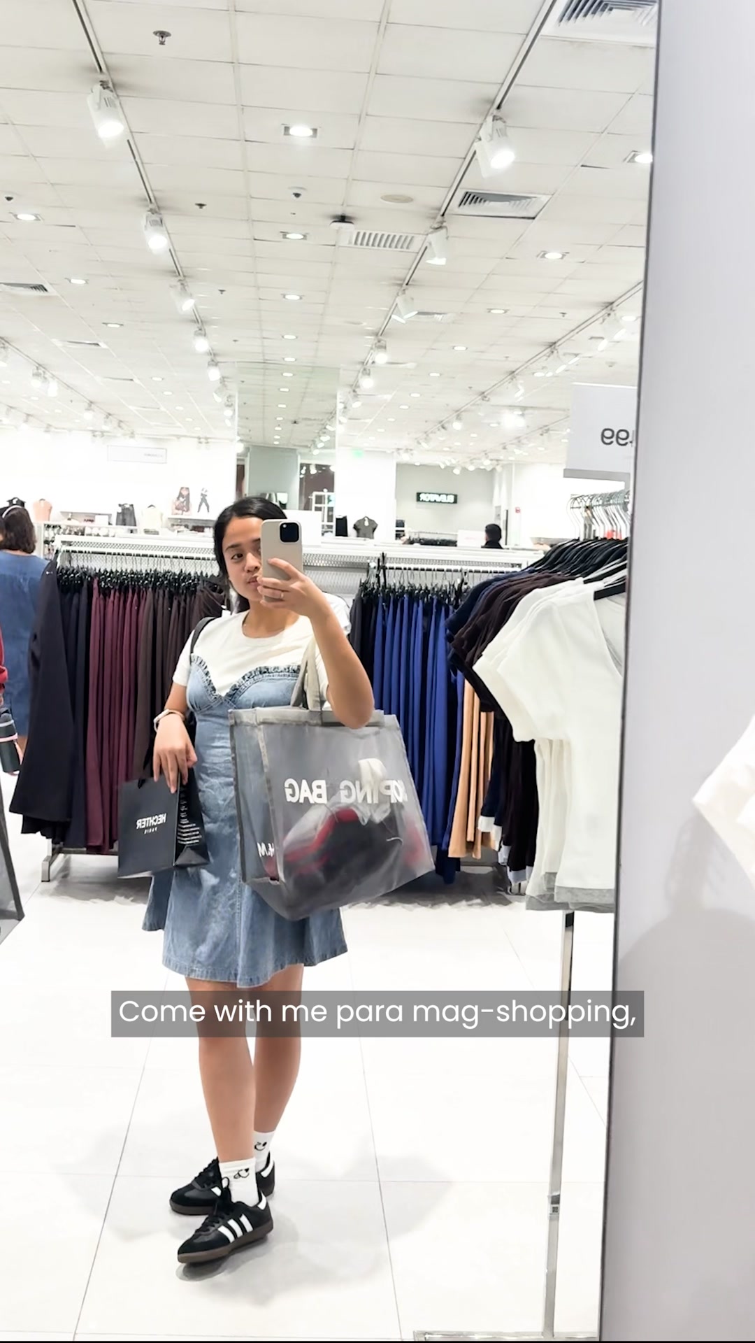 FINN App Facebook ad: Apply Now: Up to ₱10,000 Salary Advance