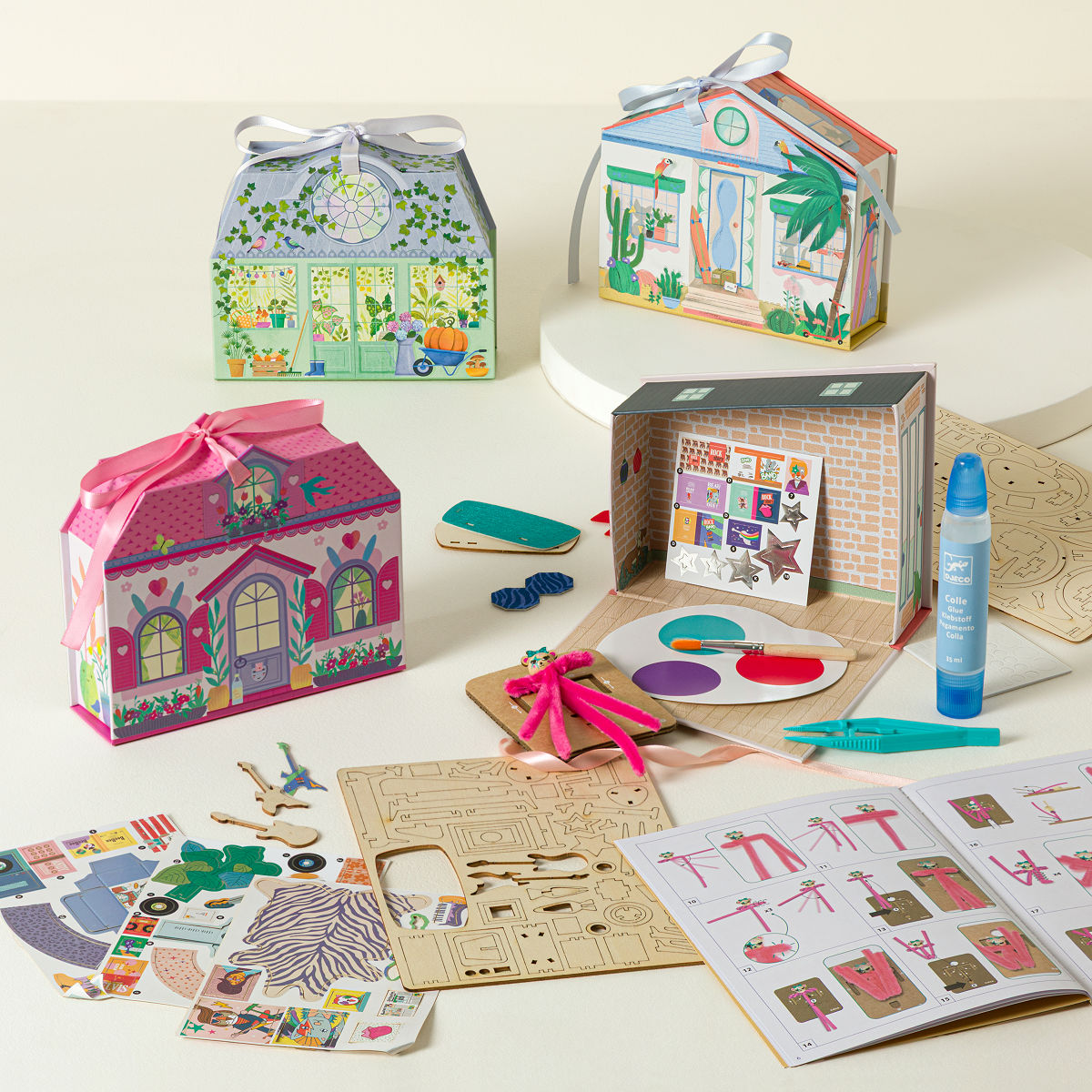 Uncommon Goods Facebook ad
