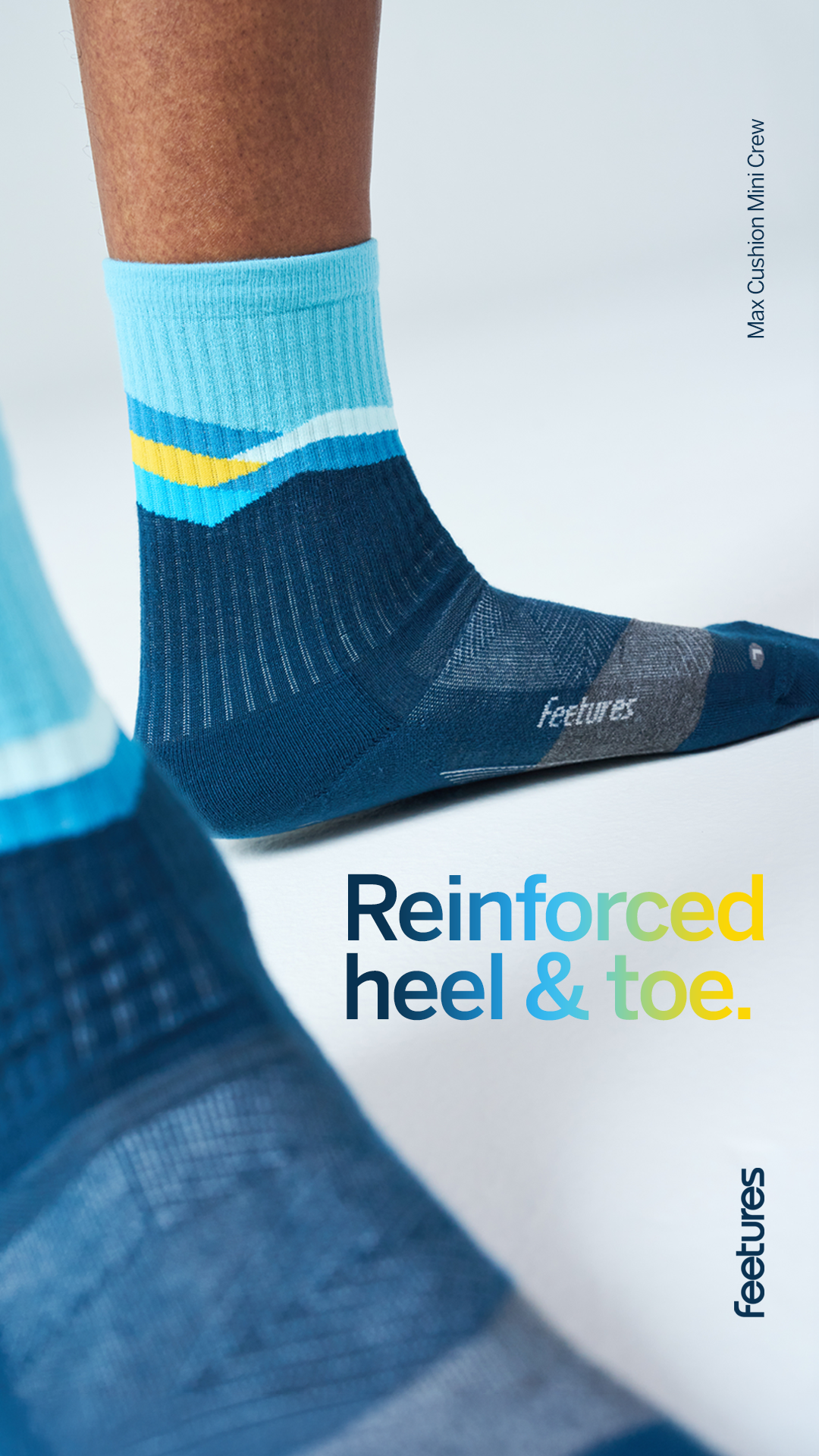 Feetures Facebook ad