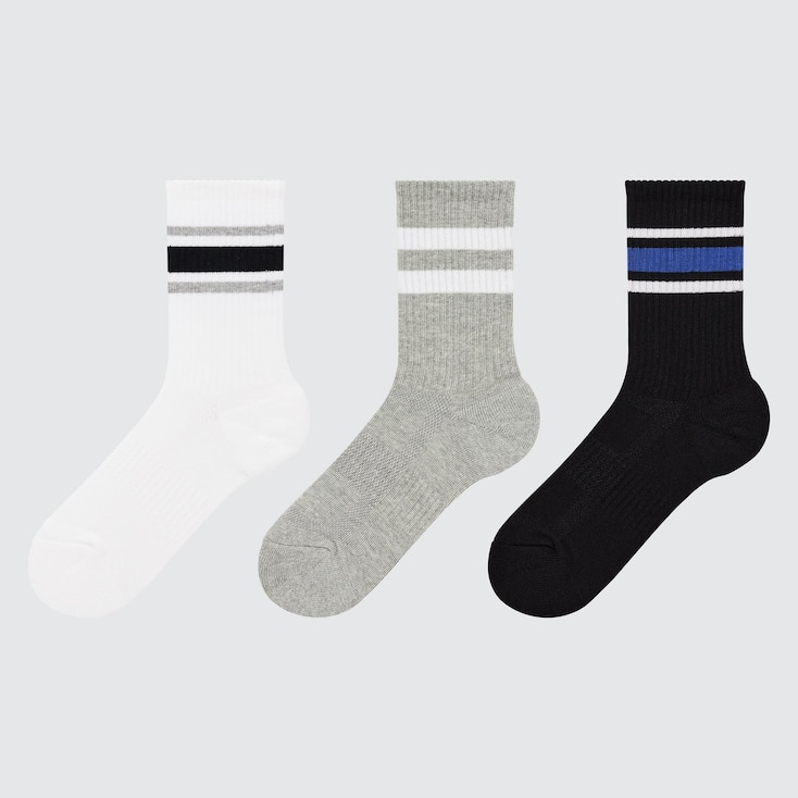 UNIQLO Europe Facebook ad