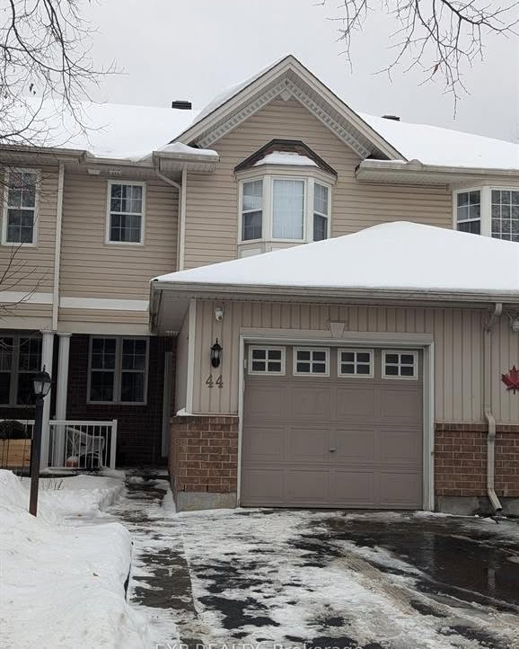 Christian Charron Facebook ad: 3 Beds 3 Baths - Townhouse