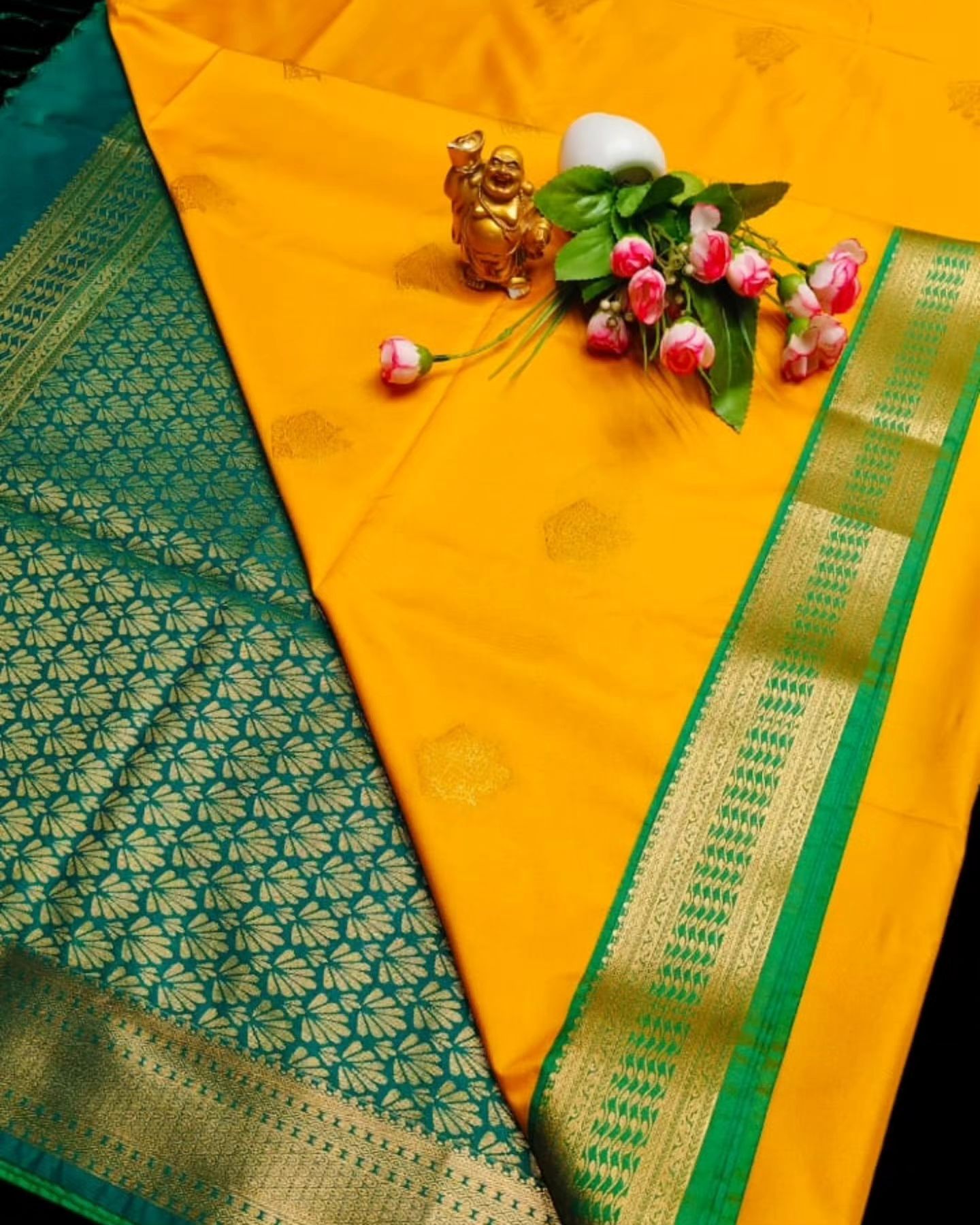 menaka__collections Facebook ad