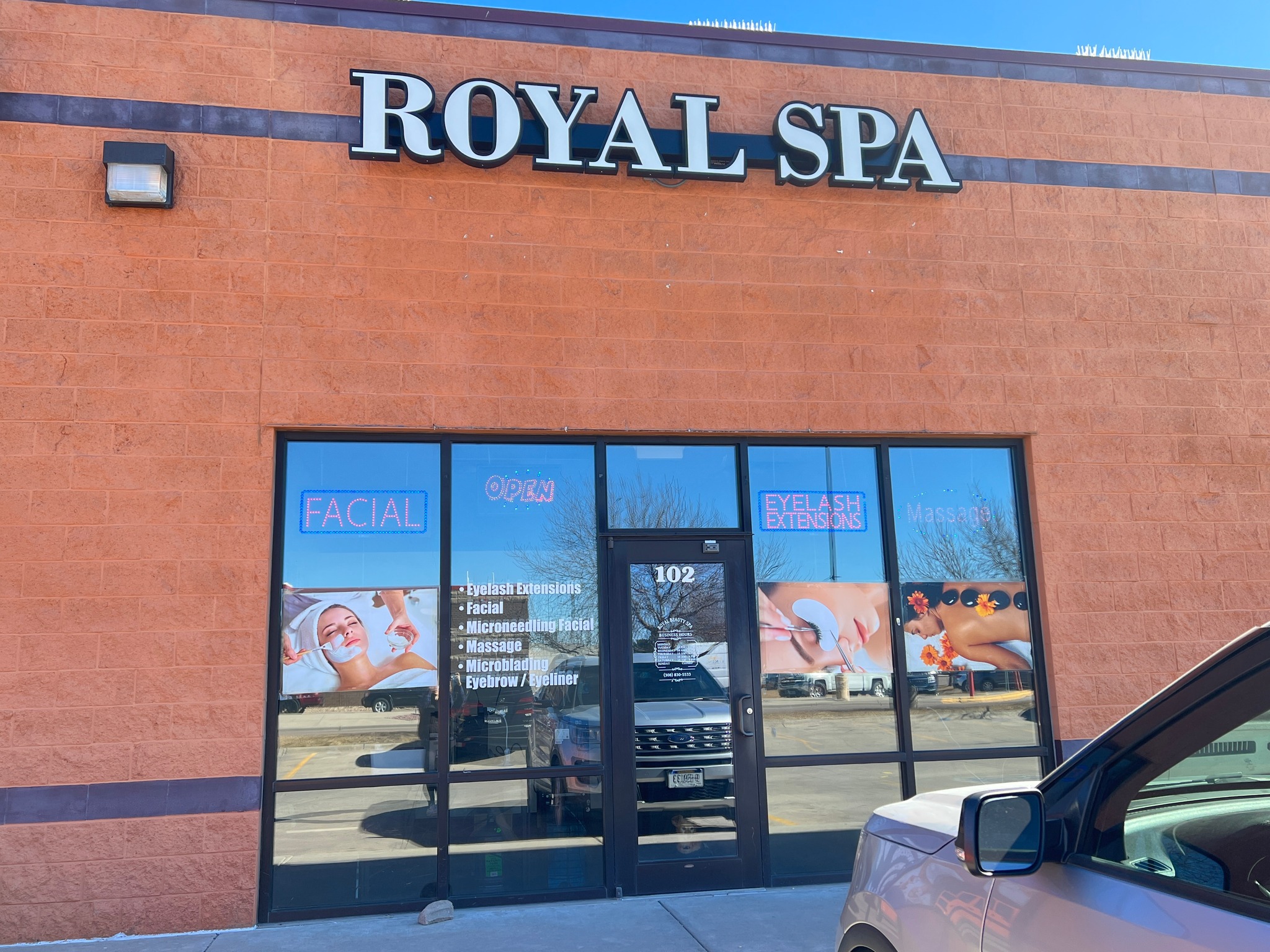 Royal Spa Beauty and Massage Facebook ad: Royal Spa Beauty &