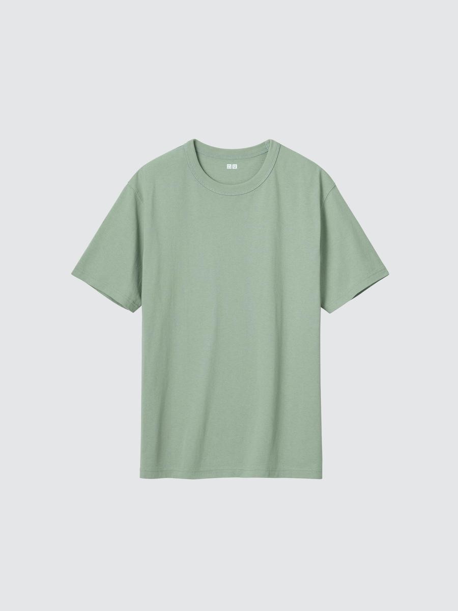 Uniqlo Indonesia Facebook ad