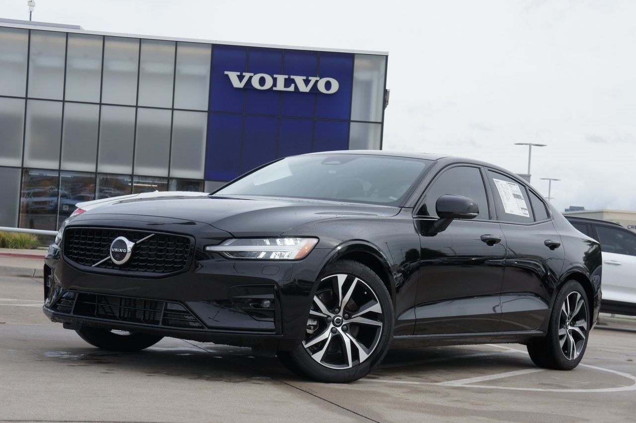 Crest Volvo Cars Facebook ad