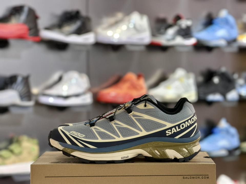 Salomon-fans Facebook ad: Časově omezená nabídka Salomon: Trendy tenisky už od 50%…