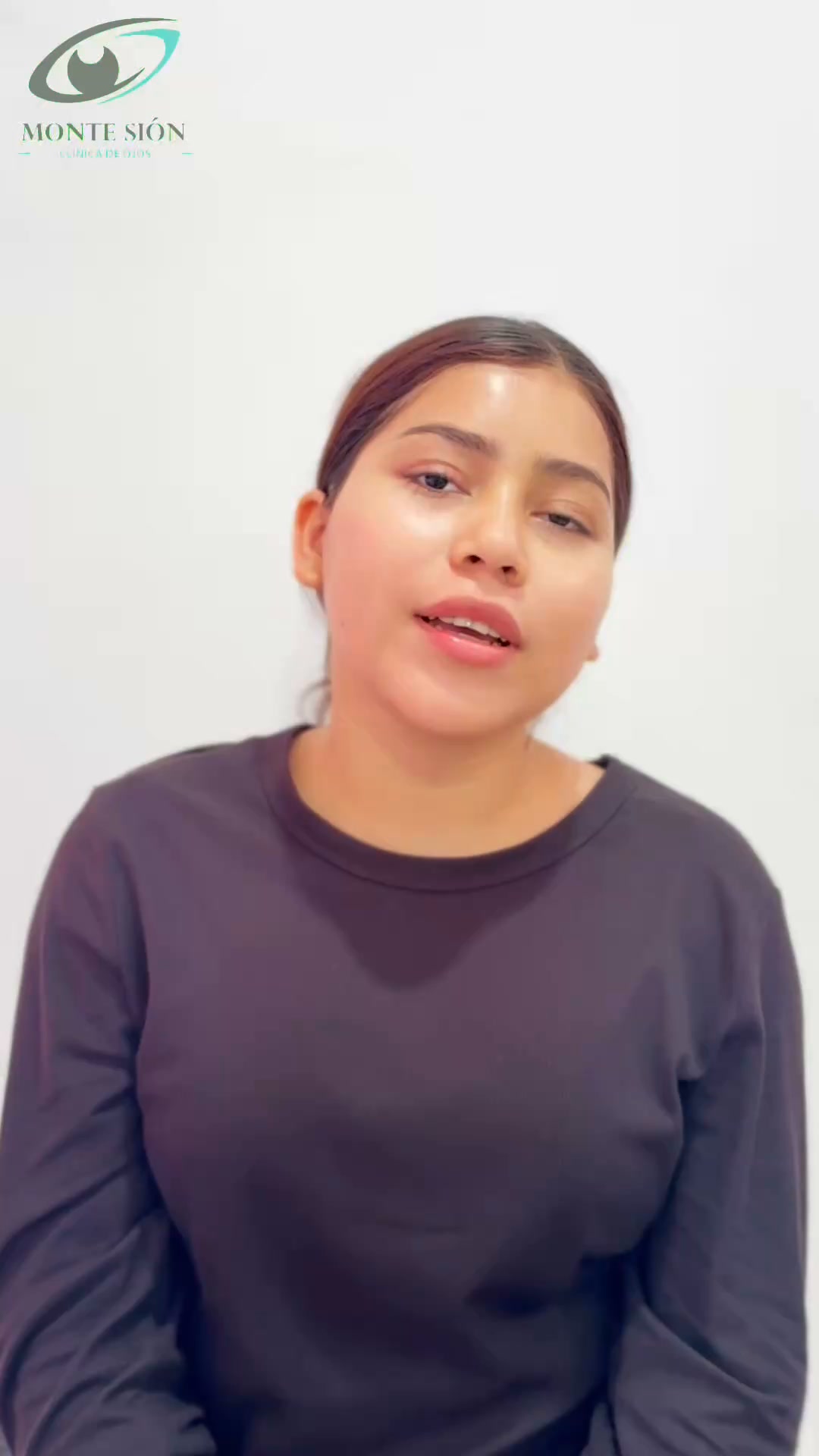 Clínica de ojos San Rafael cedros Facebook ad: ¡La edad no es un límite para recuperar…