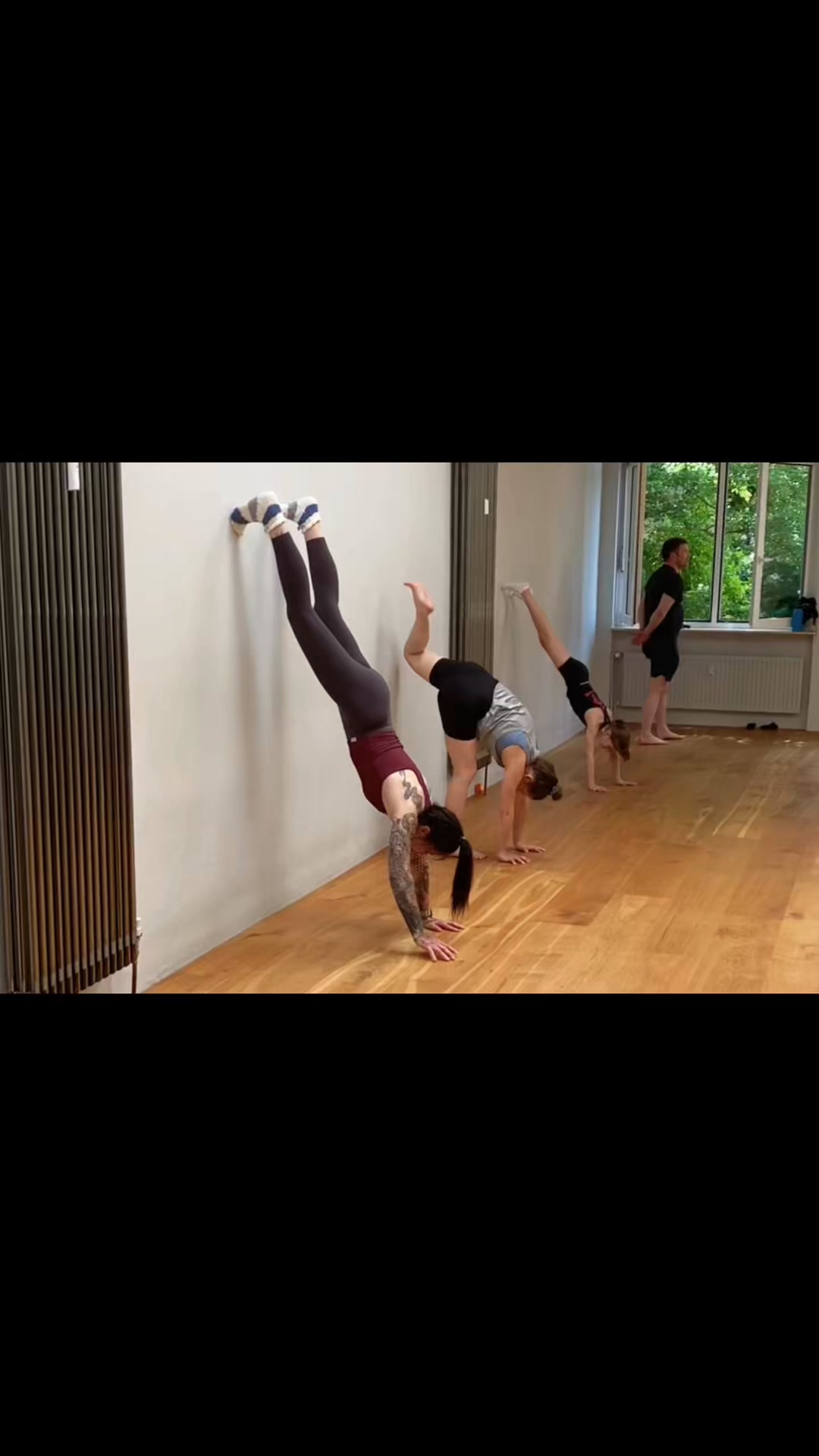 Mitja Berg - Movement Coaching Facebook ad: 8 Wochen Handstand Kurs