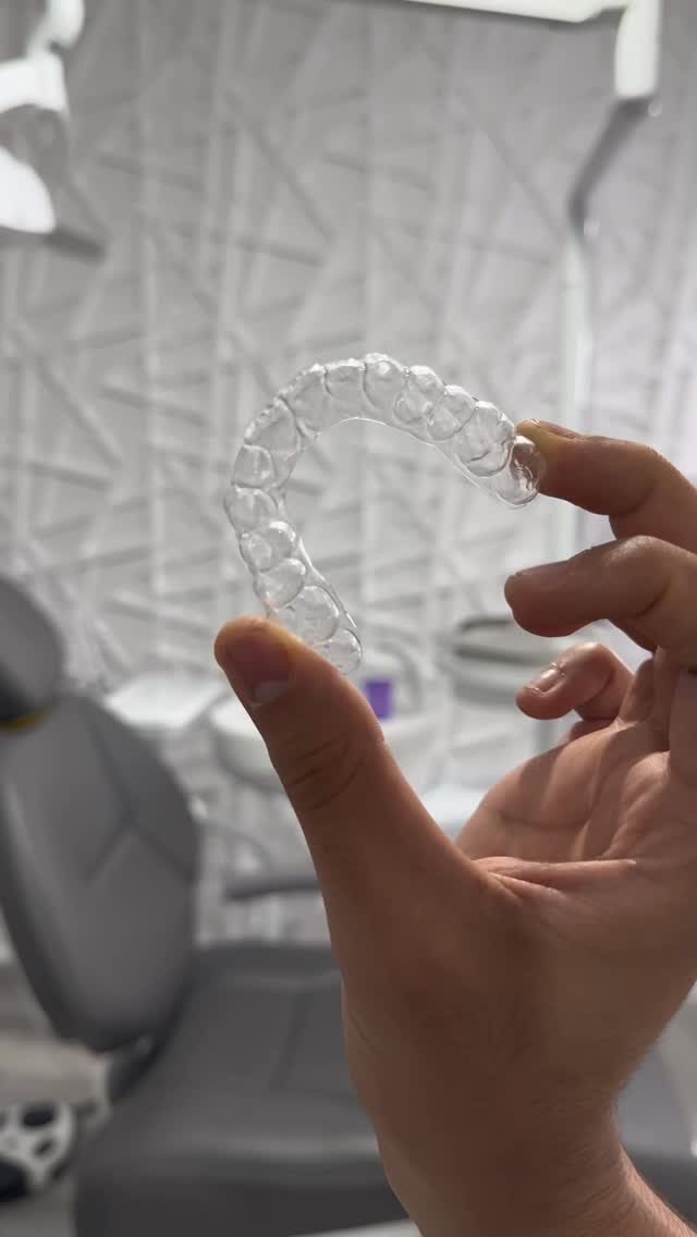 Dr Leo Marroquín Dentista Facebook ad