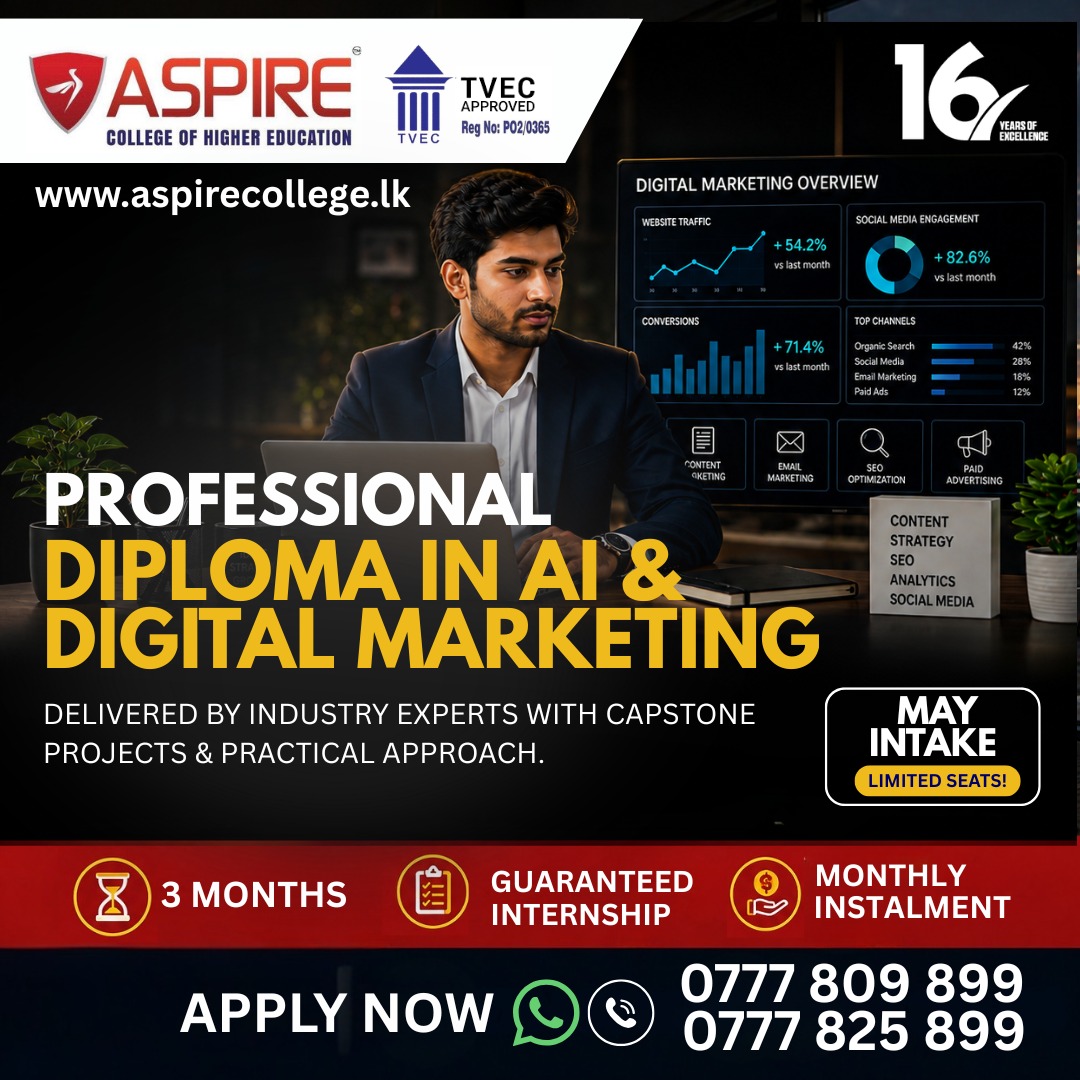 Aspire College Facebook ad: Chat With Us