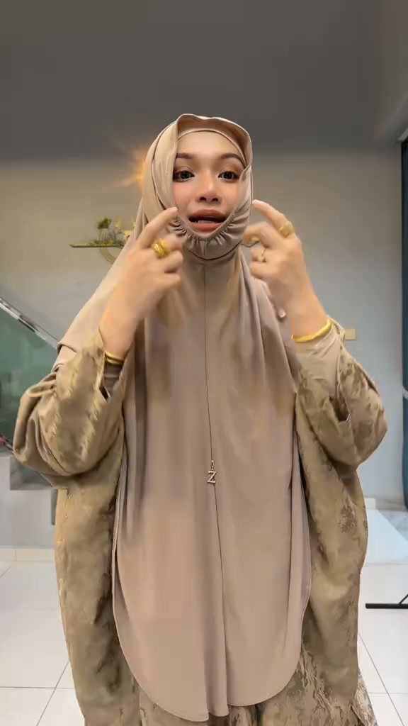 Zihaluv Collections Facebook ad: ZULEIKA Instant Syria, Tak Perlu Iron, Terus Cantik