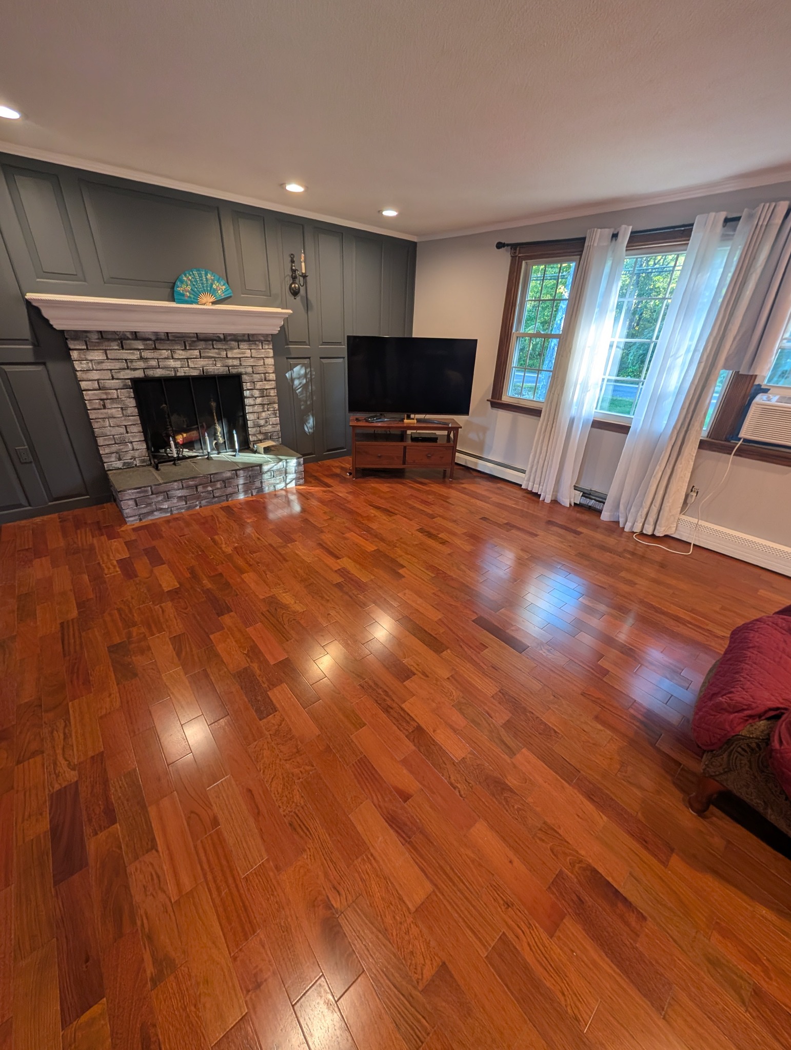 Amazing Hardwood Floors llc Facebook ad from Jul 24, 2026
