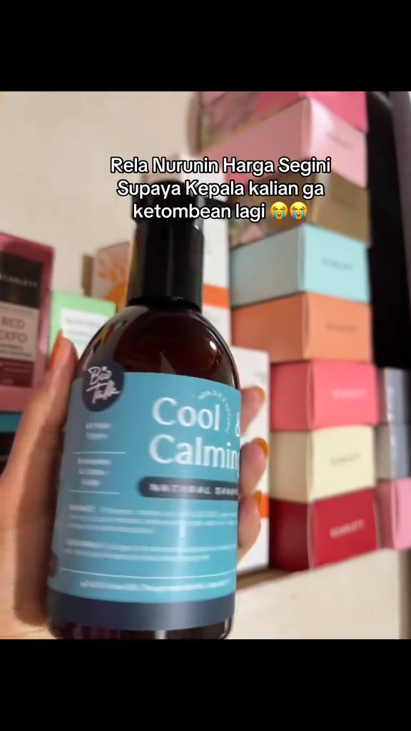 Biotalk Shampoo Meredakan Eksim Facebook ad: Ketombe itu bukan aib, dan kamu nggak sendirian