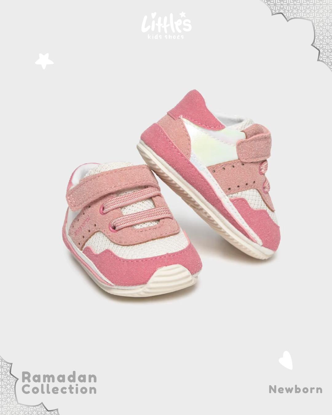 Littles Shoes ليتلز شوز Facebook ad: اكتشفوا التشكيلة الجديدة من أحذية المواليد الجدد للبنات…
