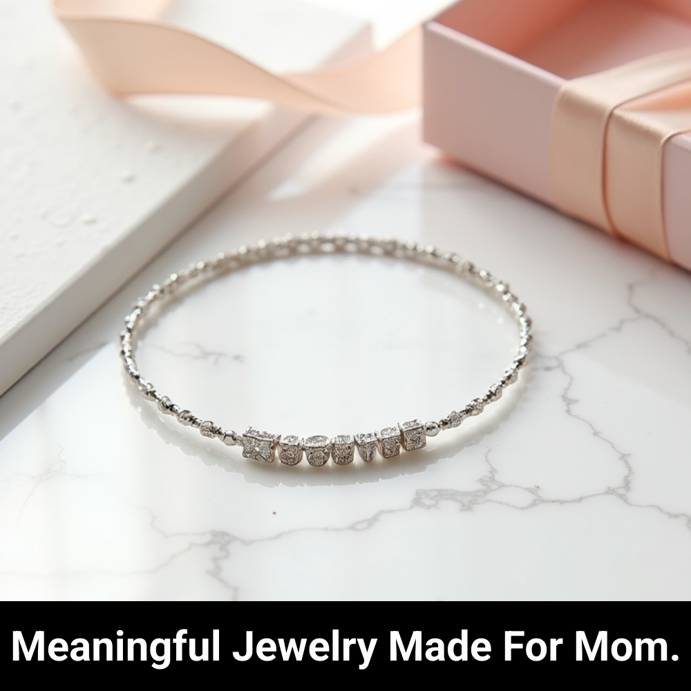 ExploreAnswers Jumpstart Facebook ad: Discover Unique Jewelry Ideas For Mom.