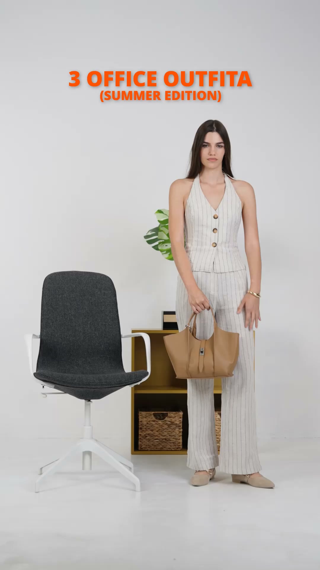 Ananas.rs Facebook ad: Ananas ima fashion za office.