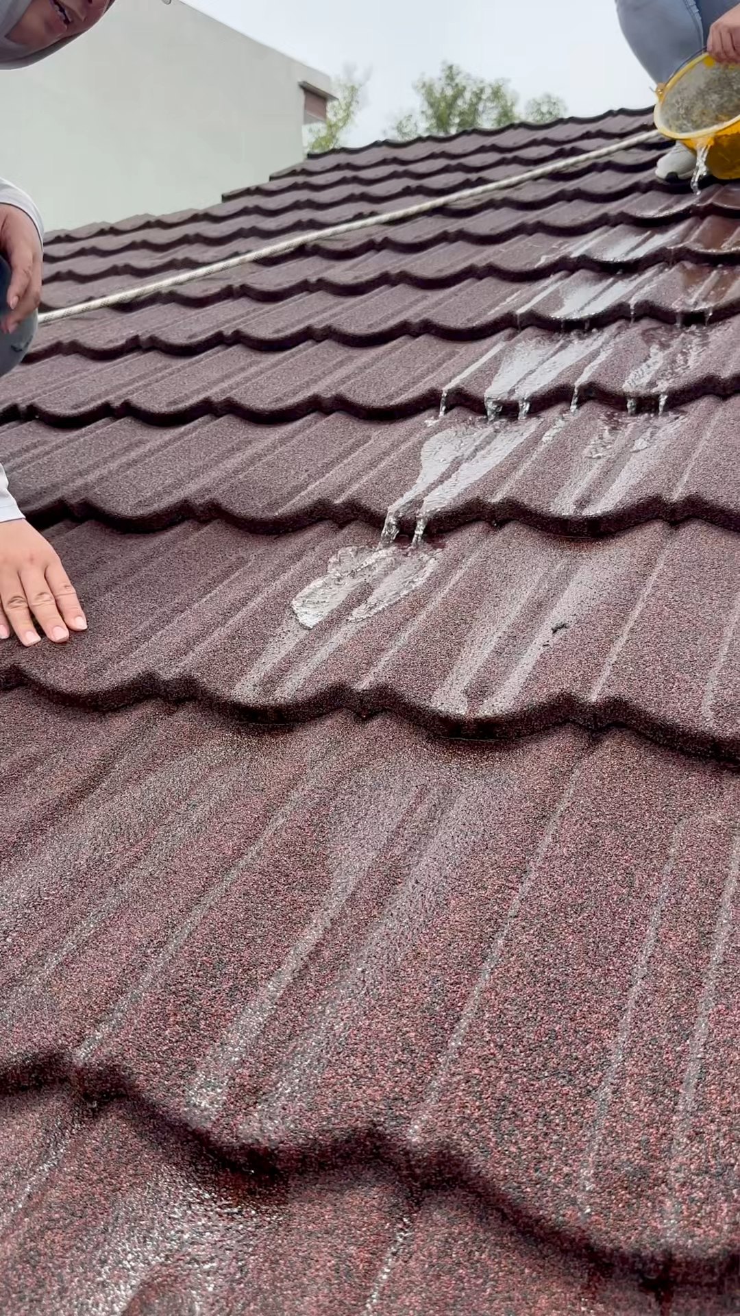 Wai Hong Roofing Sdn Bhd-JB branch Facebook ad: Free quote 011-3122 1778
