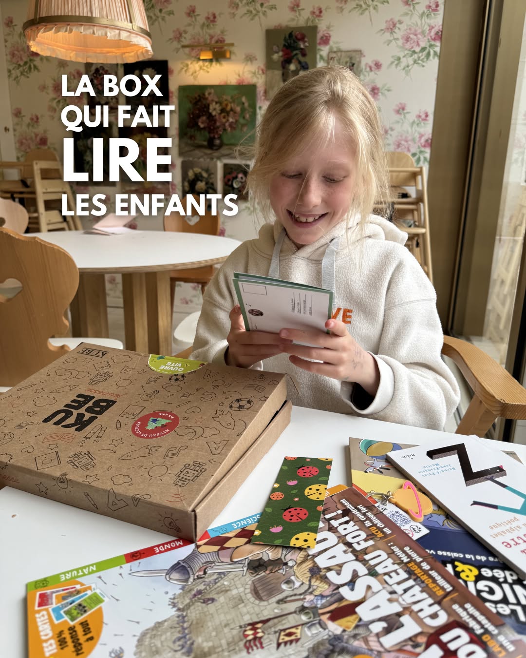 La Kube Facebook ad: Box Kube: offrez-leur l'envie de lire!