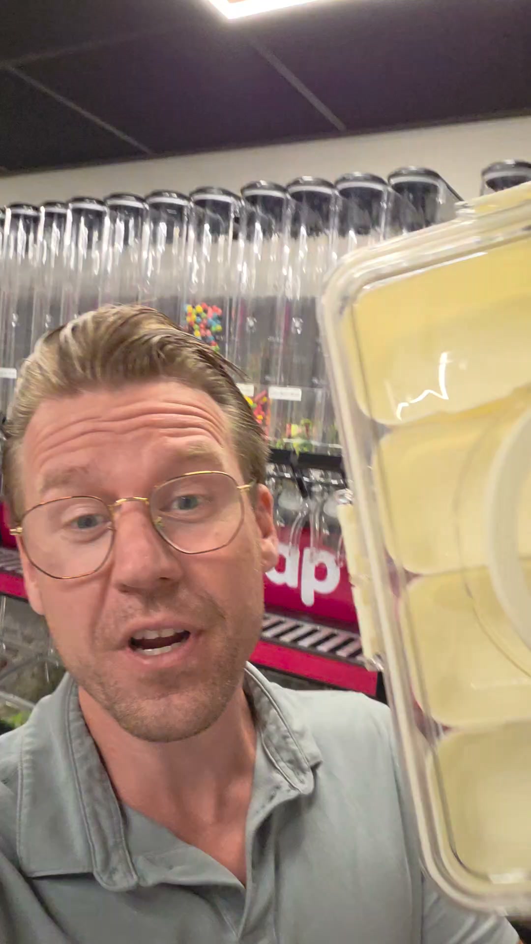 Candywrap Facebook ad: Stel je eigen snoepmix samen