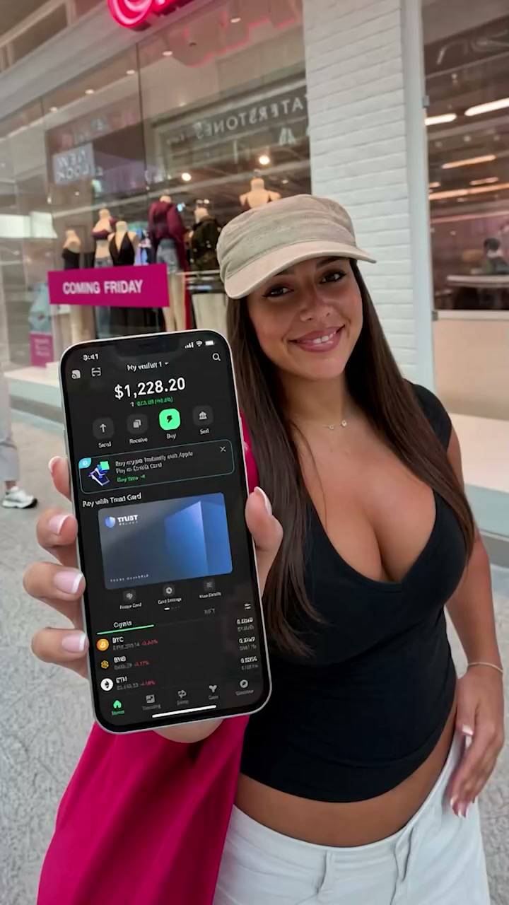 TrustCards Facebook ad: Why users love Trust Card