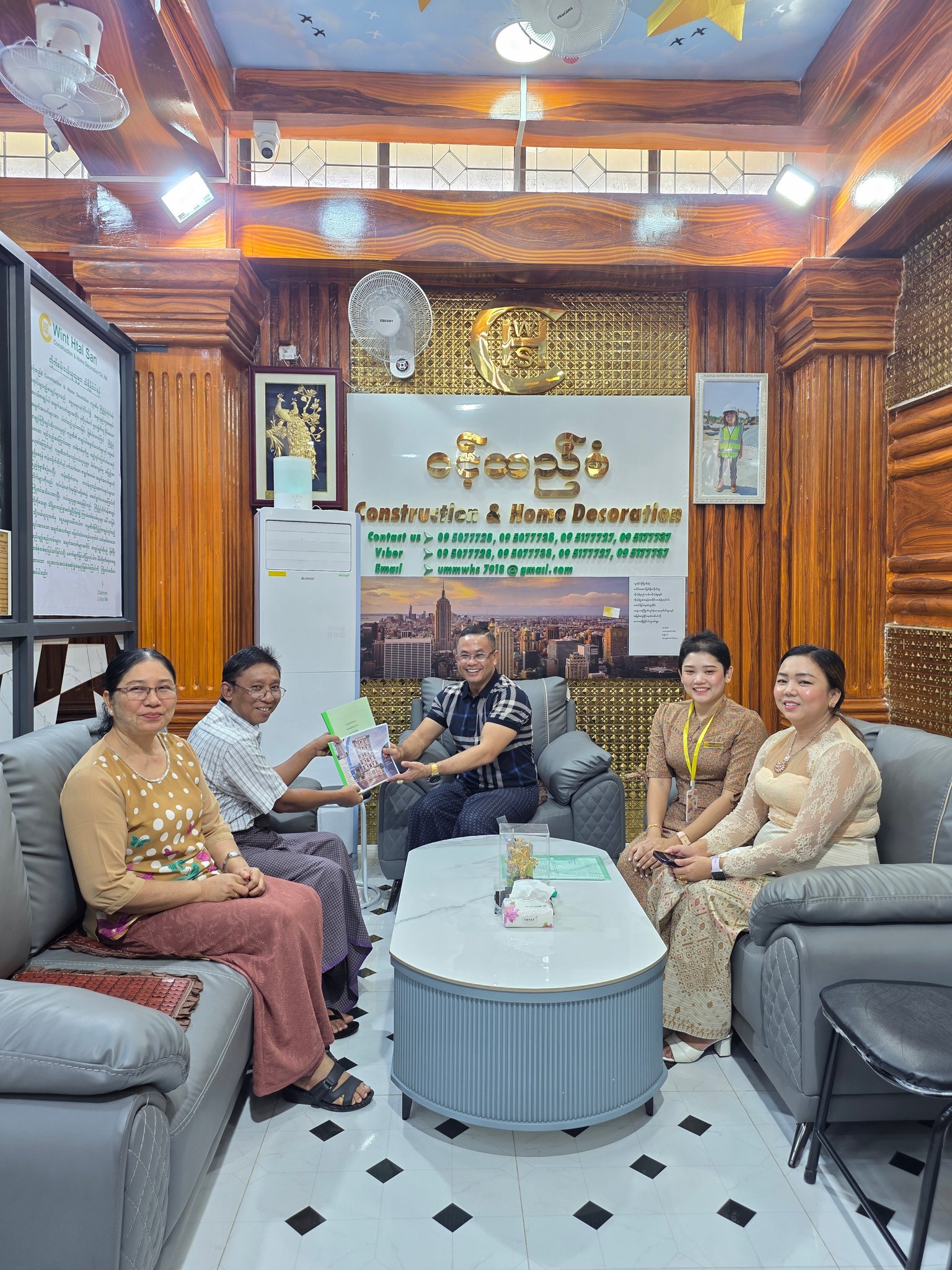ဝင့်ထည်စံ Construction & Home Decoration Facebook ad