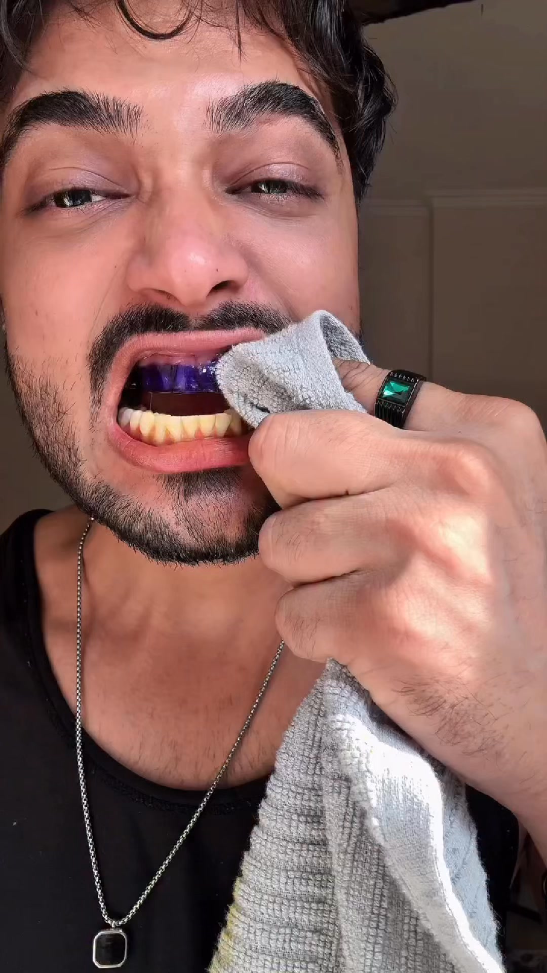Mad Dental Care Facebook ad: Transparent Maketing Only.
