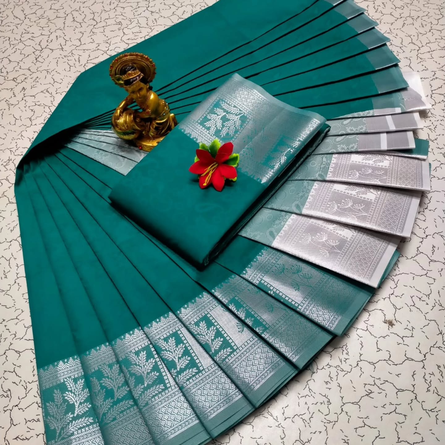 Elampillai Sarees Facebook ad