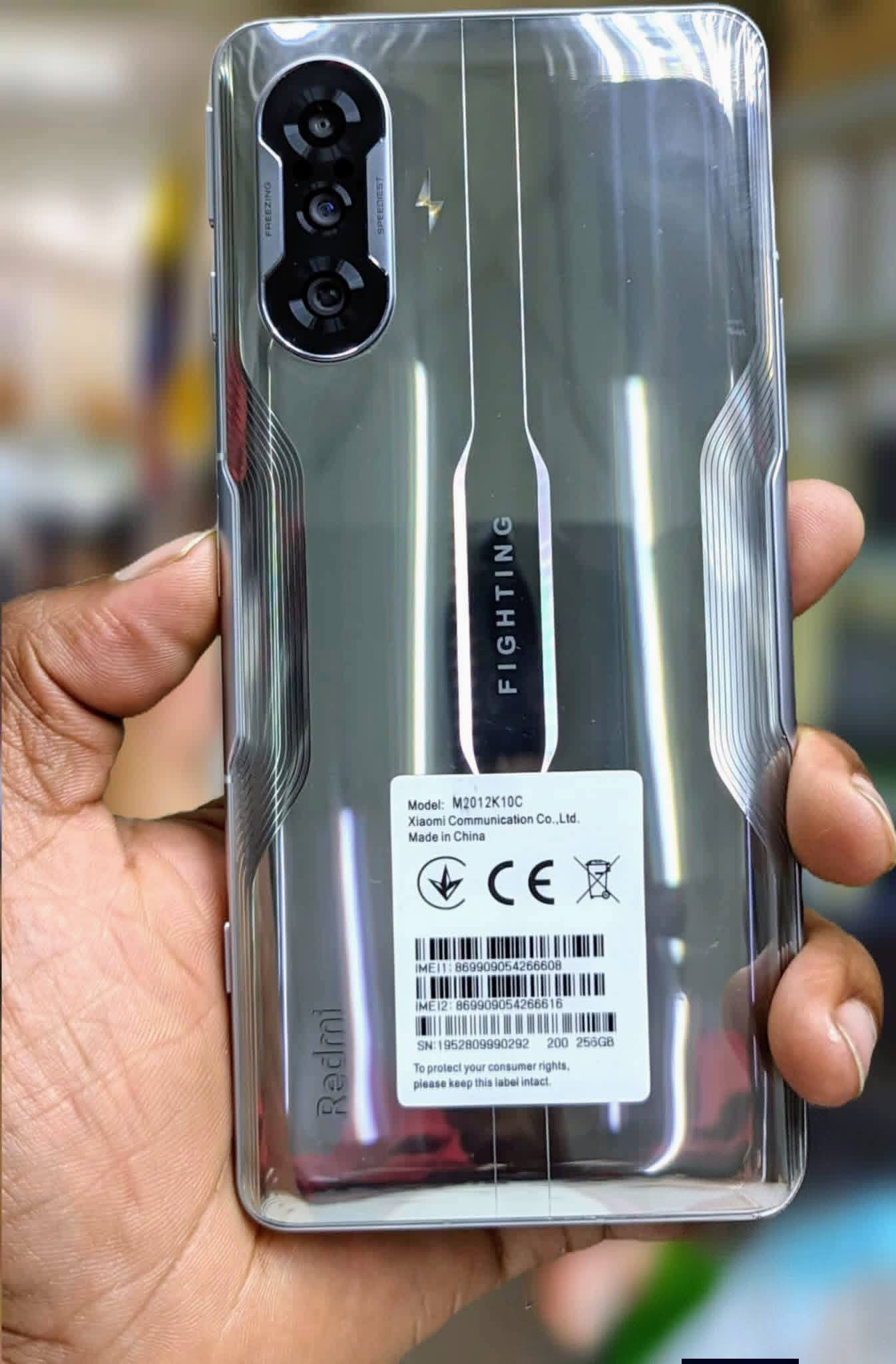 Tianay Store  Vente  Smartphones MG Facebook ad