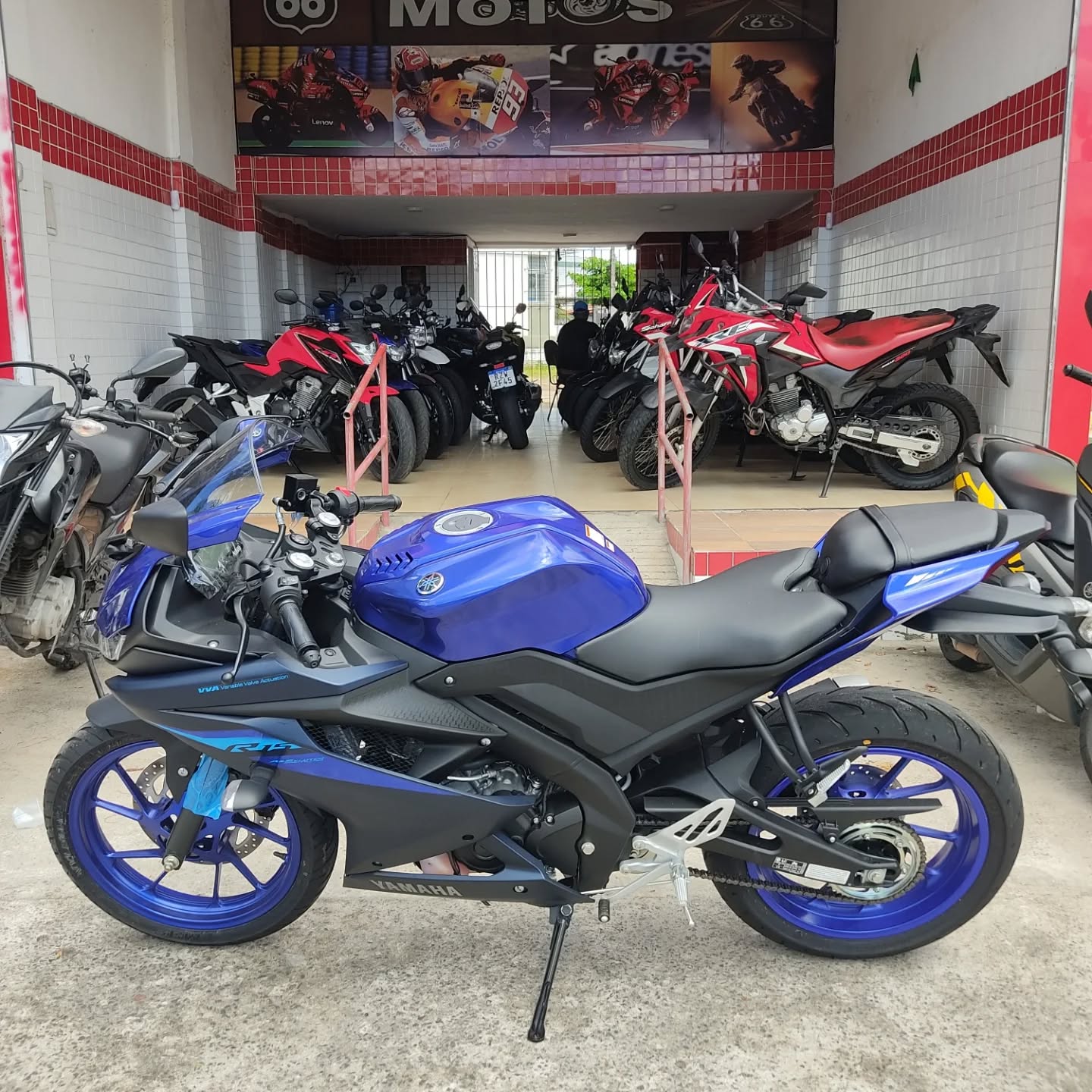 multimotosrecife Facebook ad: Modelo: Yamaha R15 ABS.