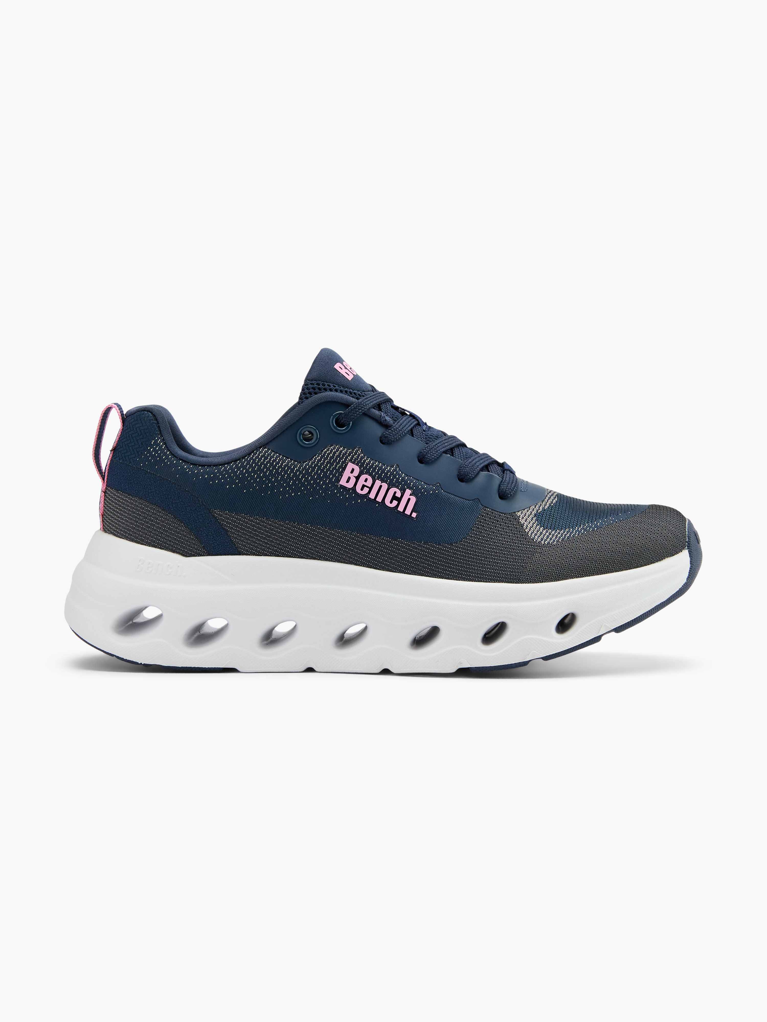 Deichmann Facebook ad: CODE: OSTERN20