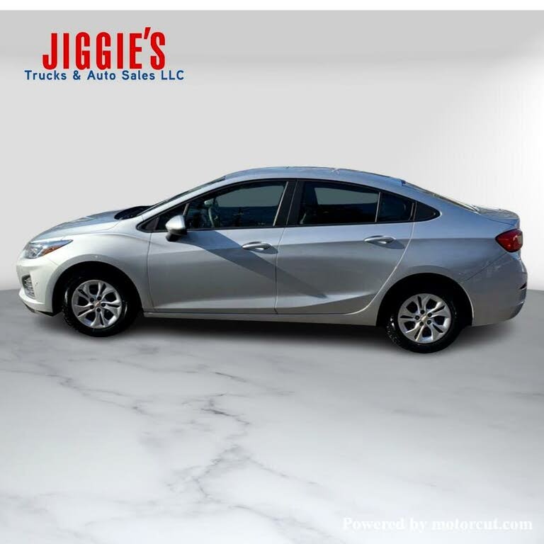Jiggies Truck and Auto sales Facebook ad: Apply Today with Bad Credit, No Credit