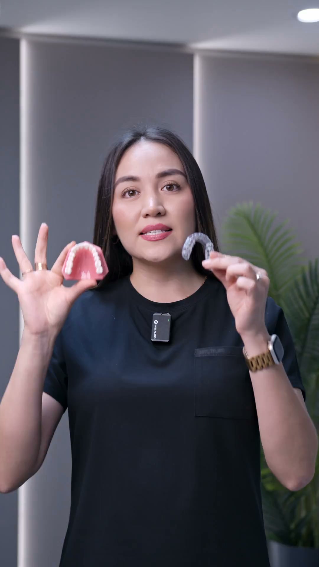 Dental Pro Studio Facebook ad: Alineadores invisibles en Chiclayo