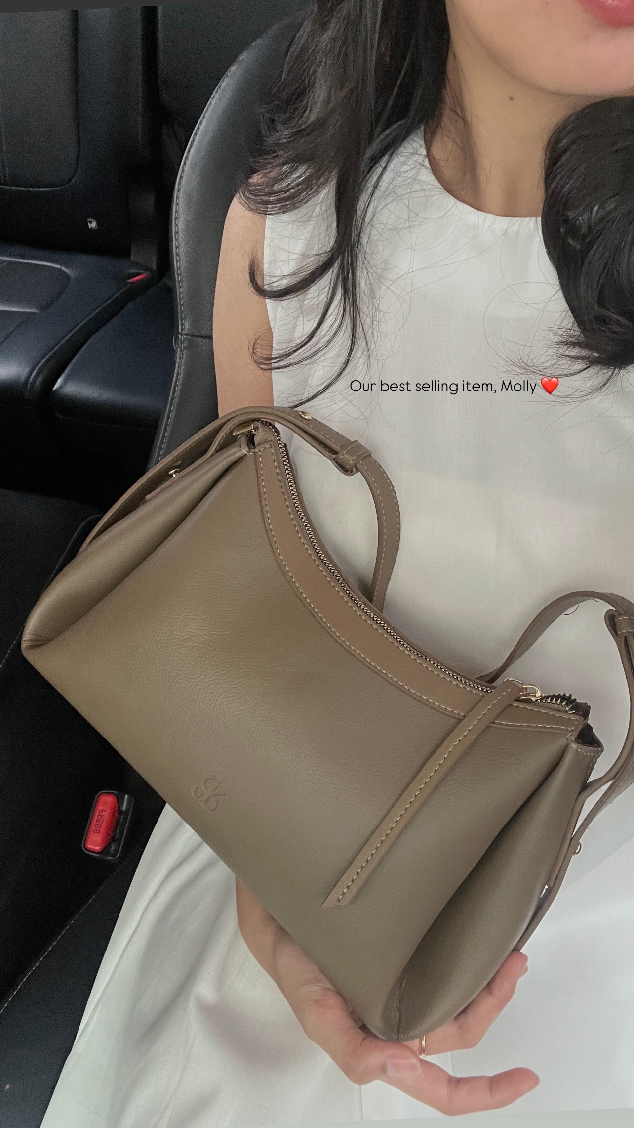 prior.id Facebook ad: Our best selling item, Molly