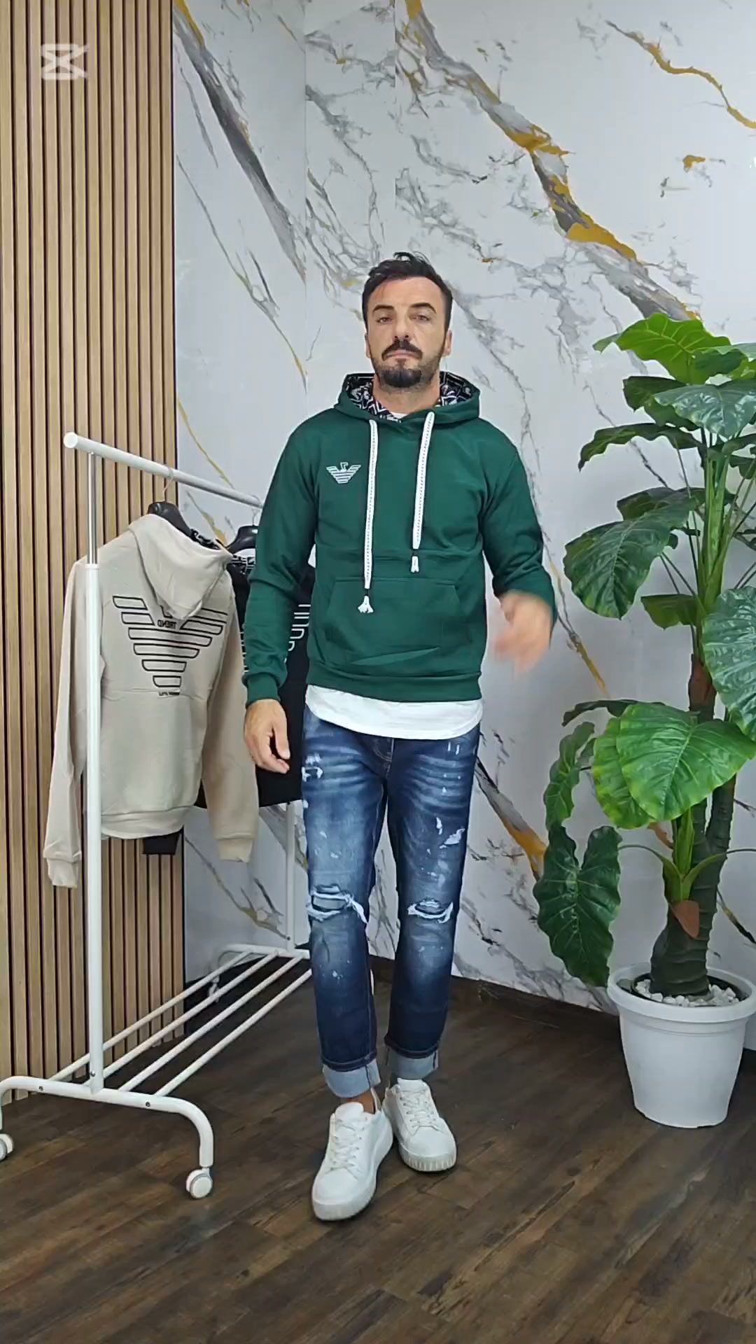 Andrema Store Facebook ad: Resi Facili e Sicuri entro 14 Giorrni