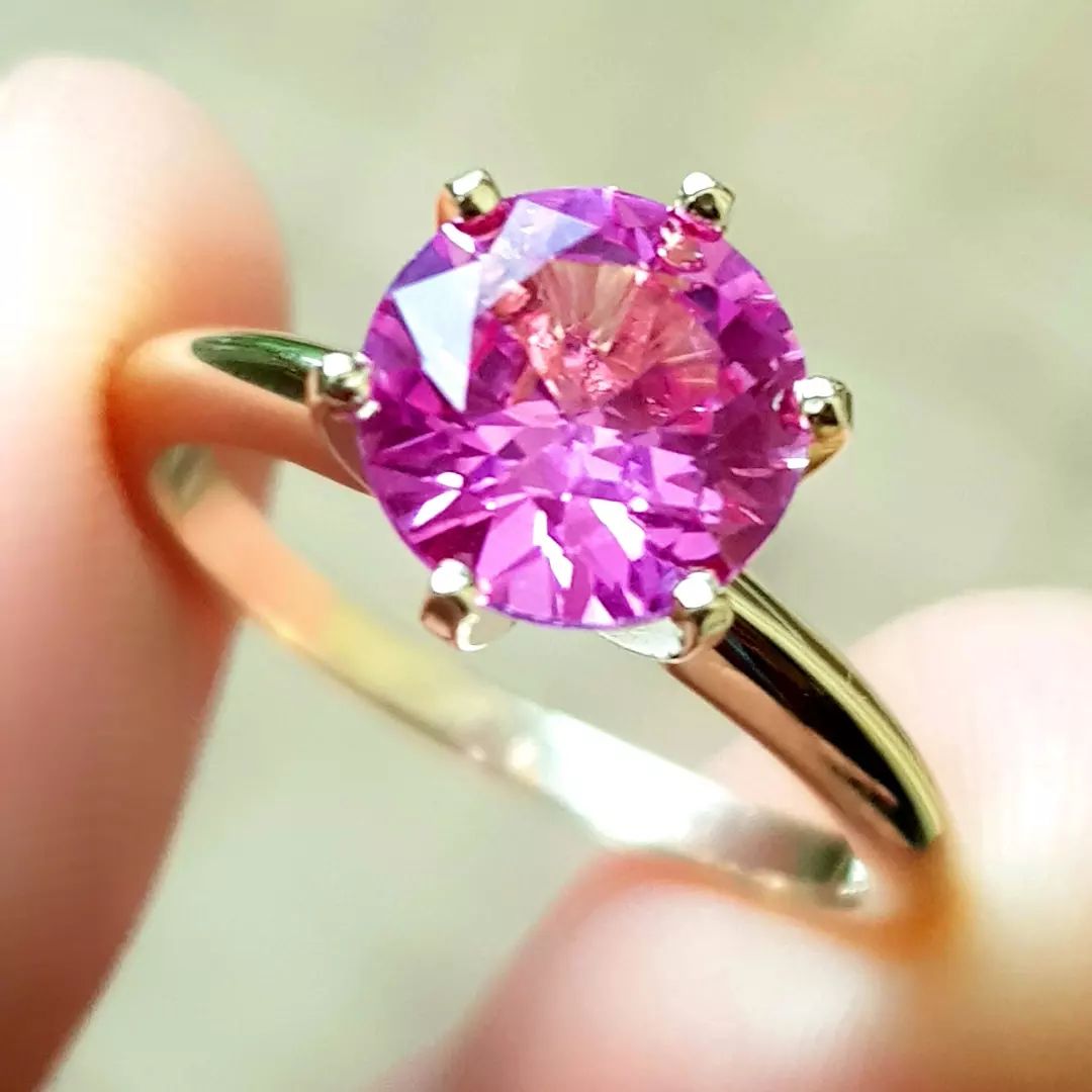 NRS Diamonds Facebook ad: Dazzle with affordable luxury!