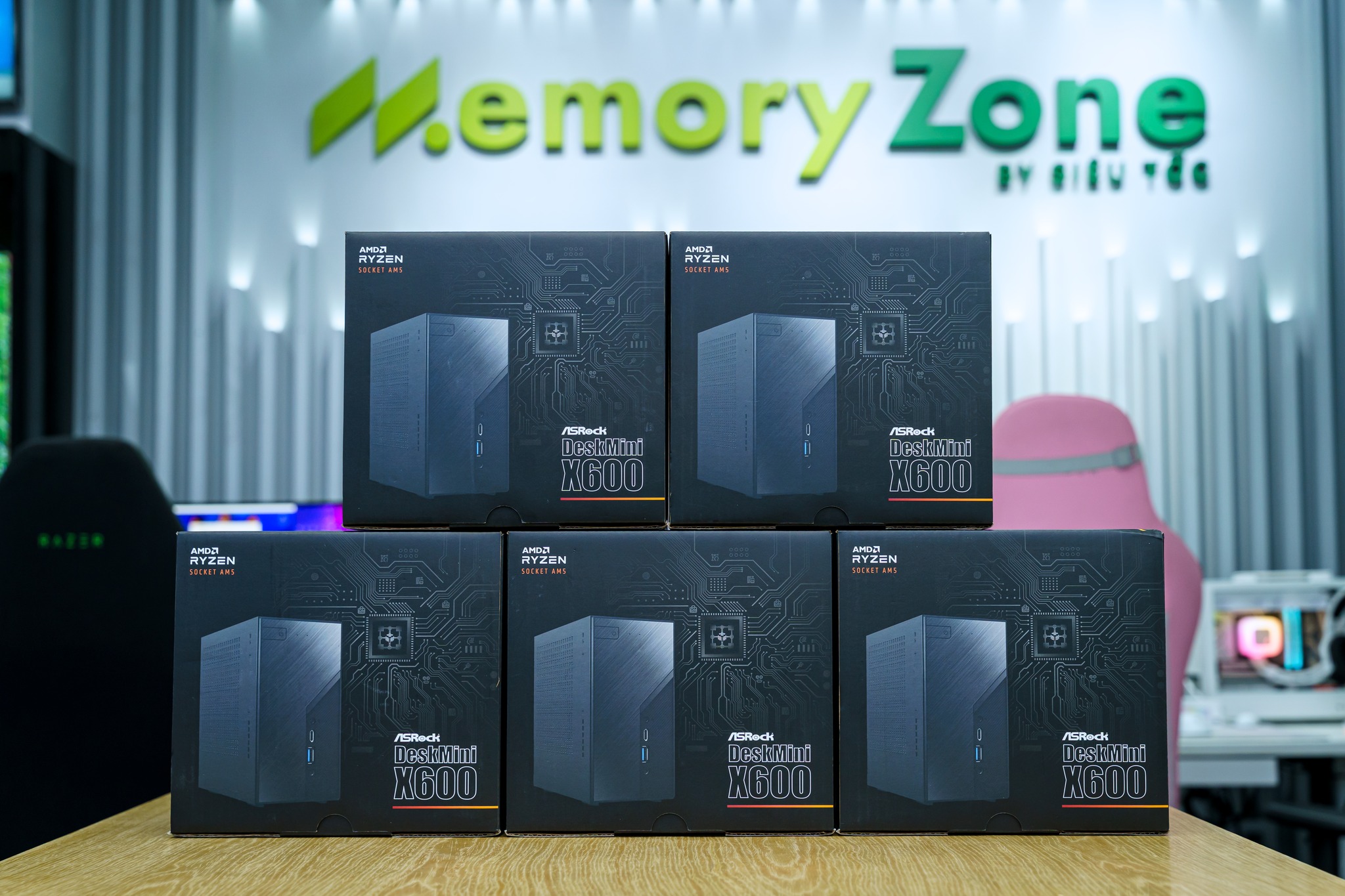 MemoryZone Facebook ad: ASRock Deskmini X600/USB4 x AMD Ryzen 5 8600G