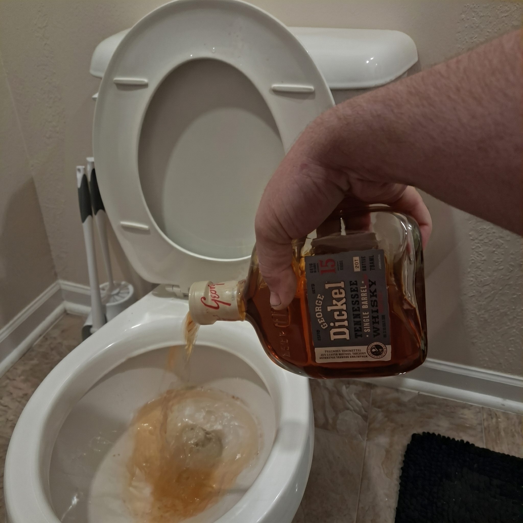 Dr. Erik Lindqvist Facebook ad: What that pint does to your bladder