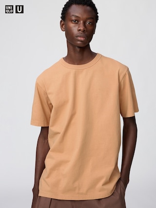 Uniqlo Vietnam Facebook ad