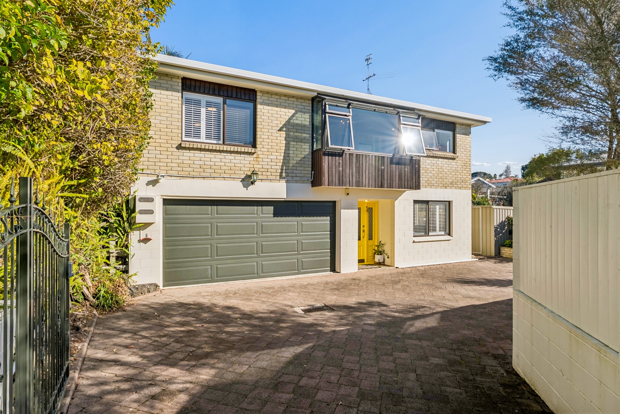 Team Mayhew - Bayleys Real Estate Facebook ad: Residential Auction: 2/48 Richmond Avenue, Northcote…