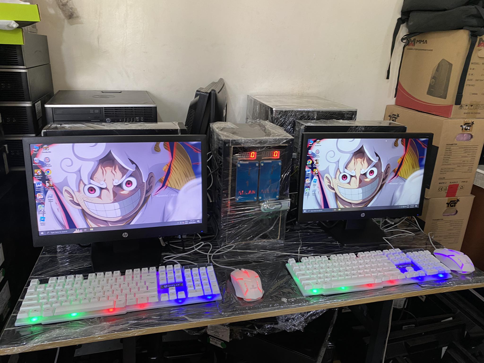 Galax Z Facebook ad: 2 UNITS OF PISONET 12,999