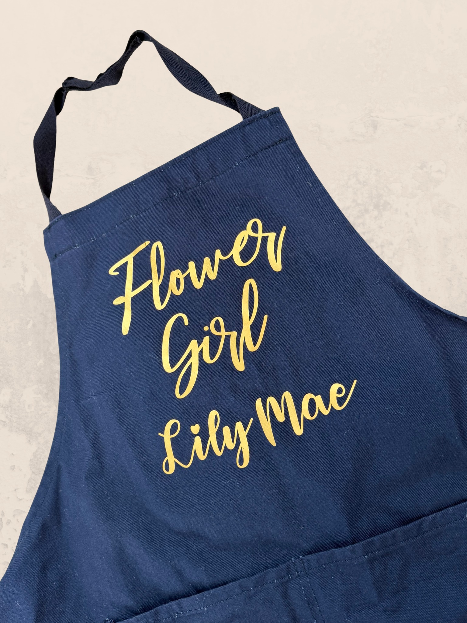 Personalised Gifts & Prints Facebook ad: Make Your Wedding Day Unforgettable with Customised Goodies!