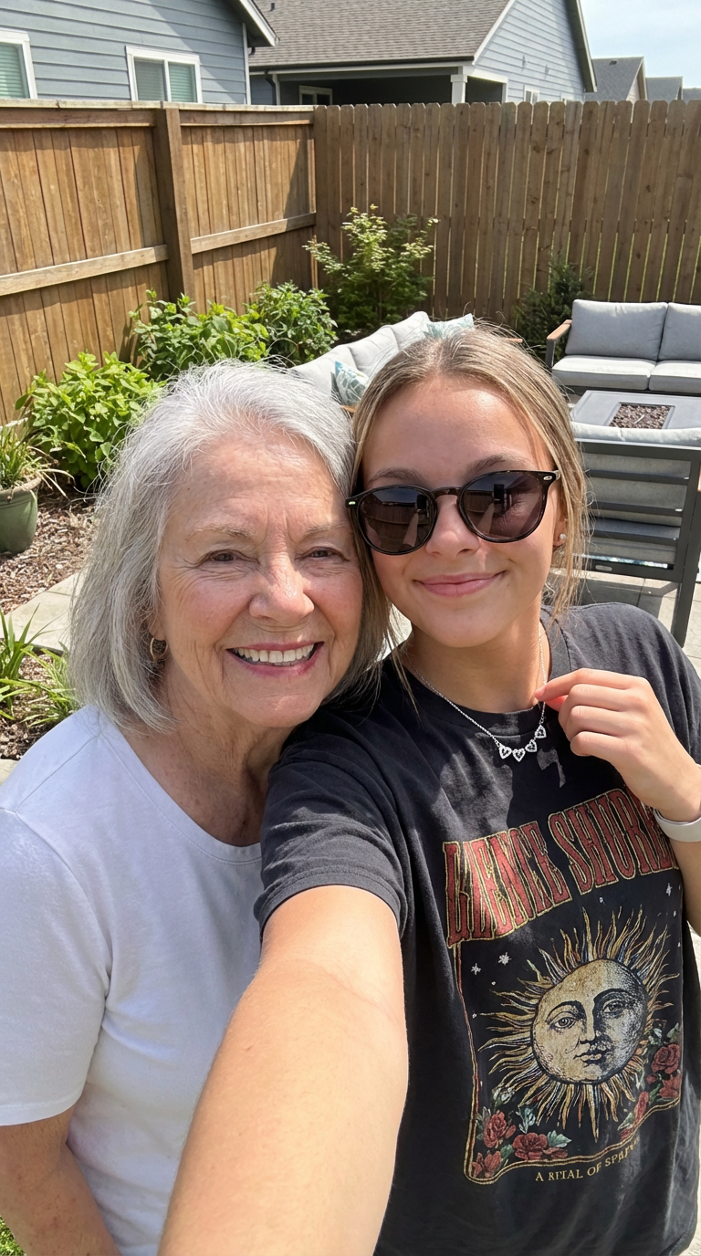 Glowee Magazine Facebook ad: Read this before gifting granddaughter